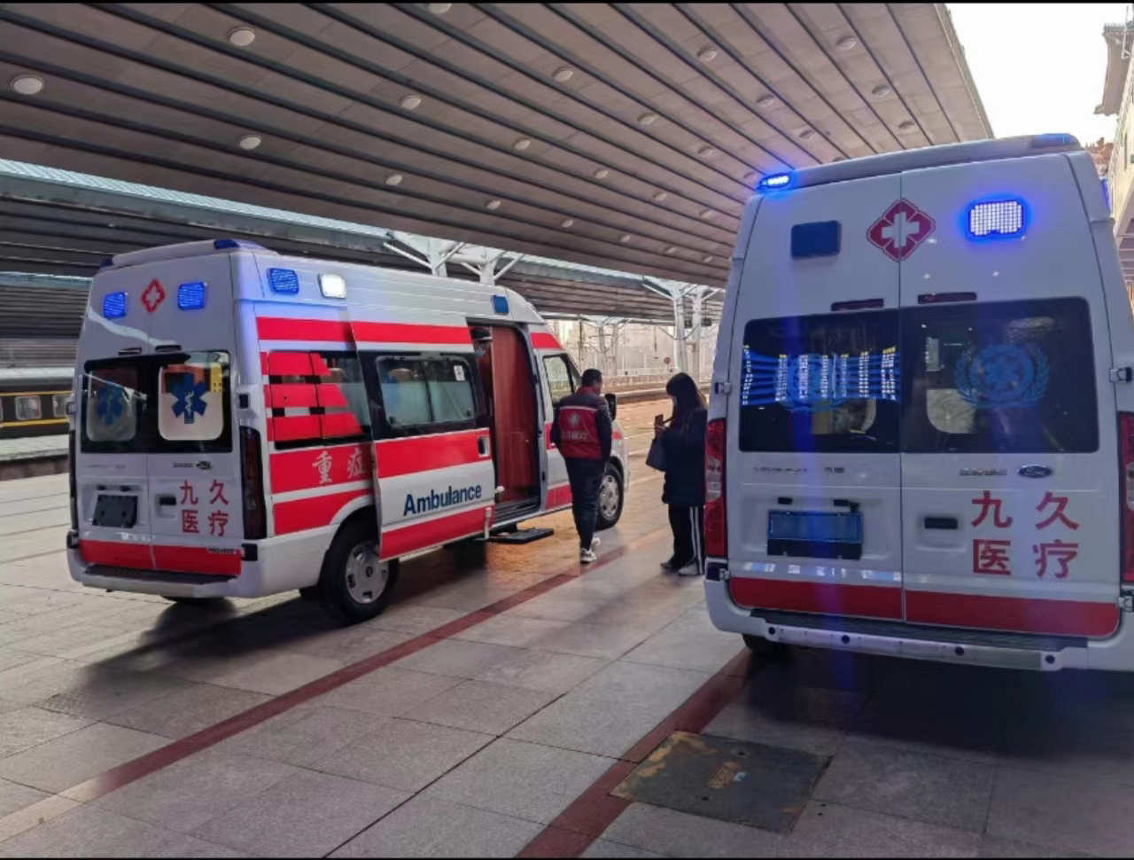 浚县救护车长途转运